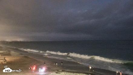 Carlsbad Beach Surf Live Webcam - Jul 3, 2026, 8:46pm PDT