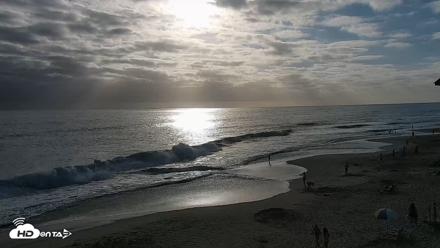 Carlsbad Beach Surf Live Webcam - Jun 28, 2026, 6:45pm PDT
