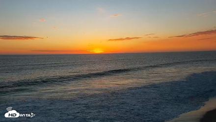 Carlsbad Beach Surf Live Webcam - Sep 9, 2026, 7:05pm PDT