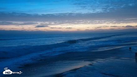 Carlsbad Beach Surf Live Webcam - Jul 25, 2026, 8:24pm PDT
