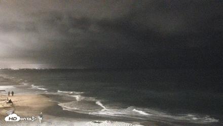 Carlsbad Beach Surf Live Webcam - Jul 2, 2026, 10:52pm PDT