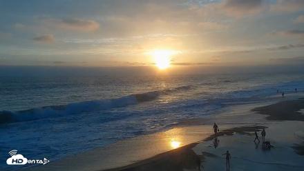 Carlsbad Beach Surf Live Webcam - Jul 25, 2026, 7:42pm PDT