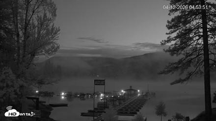Miller's Landing Resort on Bass Lake Live Webcam - Apr 12, 2026, 5:54am PDT