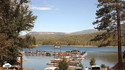 Miller's Landing Resort on Bass Lake Live Webcam - Sep 16, 2026, 10:57am PDT