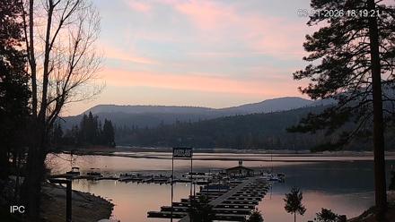 Miller's Landing Resort on Bass Lake Live Webcam - Mar 21, 2026, 7:19pm PDT