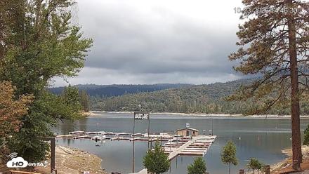 Miller's Landing Resort on Bass Lake Live Webcam - Oct 23, 2026, 3:46pm PDT