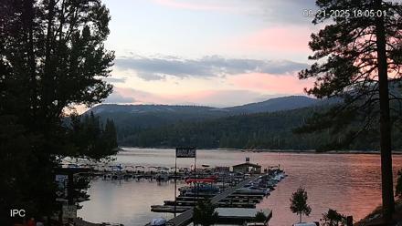 Miller's Landing Resort on Bass Lake Live Webcam - Sep 21, 2025, 7:05pm PDT