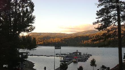 Miller's Landing Resort on Bass Lake Live Webcam - Oct 11, 2025, 6:04pm PDT