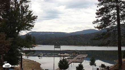 Miller's Landing Resort on Bass Lake Live Webcam - Oct 21, 2026, 11:40am PDT