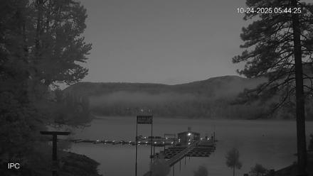 Miller's Landing Resort on Bass Lake Live Webcam - Oct 24, 2025, 6:44am PDT