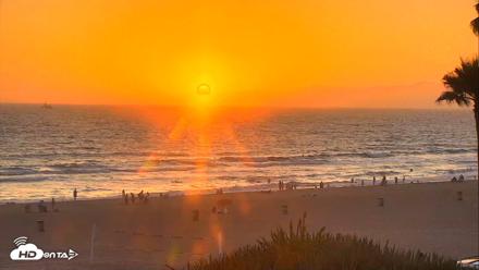 El Porto Beach Roving Live Cam - Aug 1, 2026, 7:49pm PDT