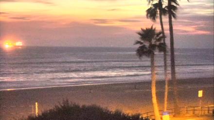 El Porto Beach Roving Live Cam - Apr 9, 2026, 7:53pm PDT