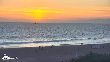 El Porto Beach Roving Live Cam - Apr 19, 2026, 7:30pm PDT