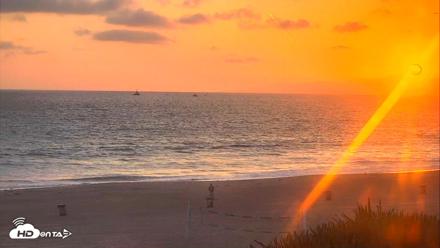 El Porto Beach Roving Live Cam - Jul 1, 2026, 8:00pm PDT
