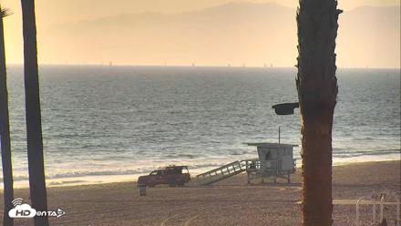 El Porto Beach Roving Live Cam - Apr 29, 2026, 6:31pm PDT