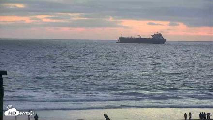 El Porto Beach Roving Live Cam - Aug 15, 2026, 7:44pm PDT