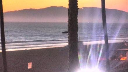 El Porto Beach Roving Live Cam - Oct 20, 2025, 6:45pm PDT