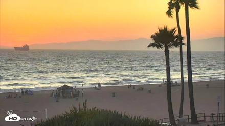El Porto Beach Roving Live Cam - Aug 8, 2026, 7:48pm PDT