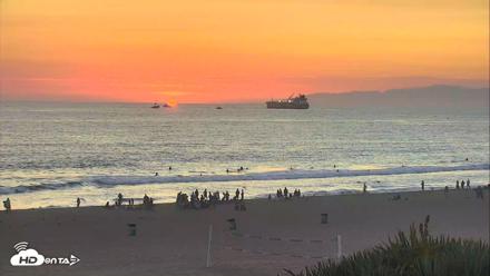 El Porto Beach Roving Live Cam - Aug 21, 2026, 7:41pm PDT