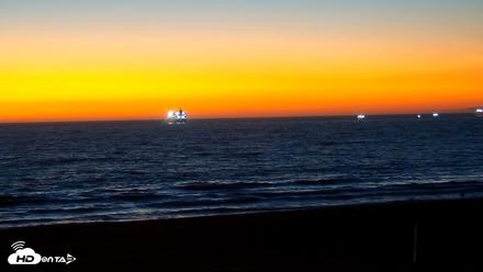 El Porto Beach Roving Live Cam - Oct 7, 2026, 7:01pm PDT