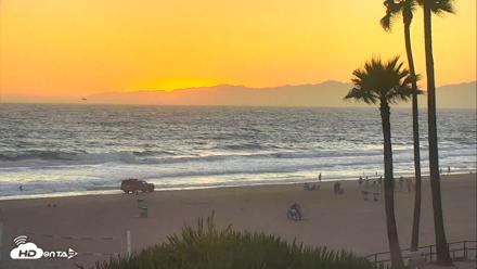El Porto Beach Roving Live Cam - Jul 22, 2026, 8:01pm PDT