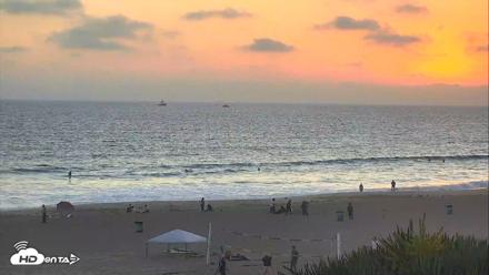 El Porto Beach Roving Live Cam - Jul 10, 2026, 8:03pm PDT