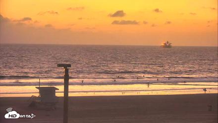 El Porto Beach Roving Live Cam - Sep 16, 2026, 7:19pm PDT