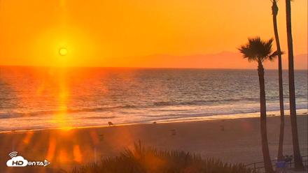El Porto Beach Roving Live Cam - May 6, 2026, 7:35pm PDT