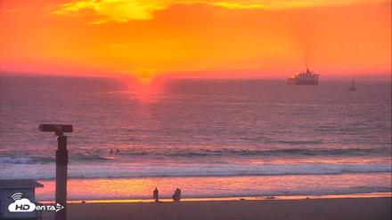 El Porto Beach Roving Live Cam - Sep 26, 2026, 6:45pm PDT