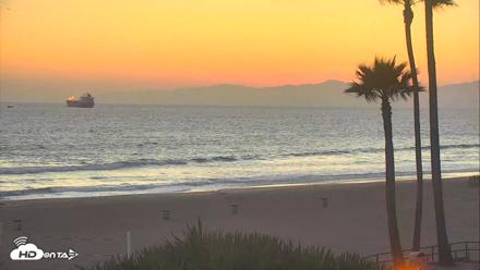 El Porto Beach Roving Live Cam - Jun 22, 2026, 8:12pm PDT