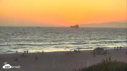El Porto Beach Roving Live Cam - Aug 8, 2026, 7:47pm PDT