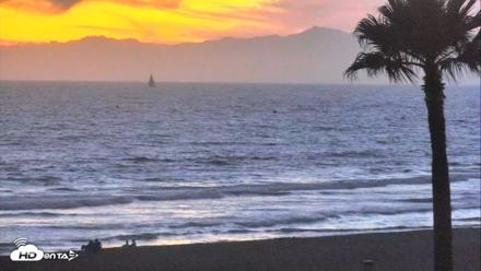 El Porto Beach Roving Live Cam - Aug 16, 2026, 8:06pm PDT