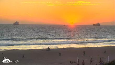 El Porto Beach Roving Live Cam - Aug 19, 2026, 7:35pm PDT