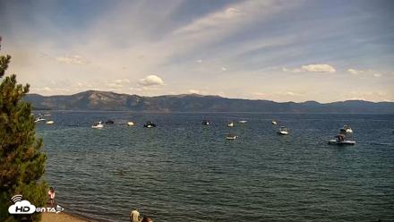 Garwoods Grill and Pier Live Cam - Aug 16, 2026, 2:32pm PDT