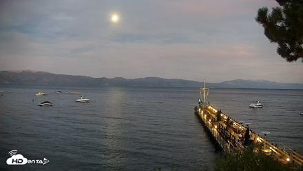 Garwoods Grill and Pier Live Cam - Aug 25, 2026, 8:04pm PDT