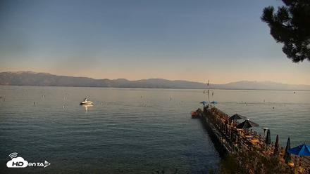 Garwoods Grill and Pier Live Cam - Oct 1, 2026, 3:57pm PDT