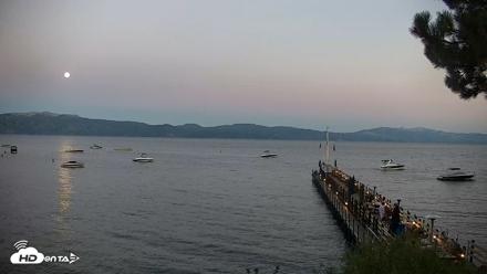 Garwoods Grill and Pier Live Cam - Aug 26, 2026, 7:50pm PDT