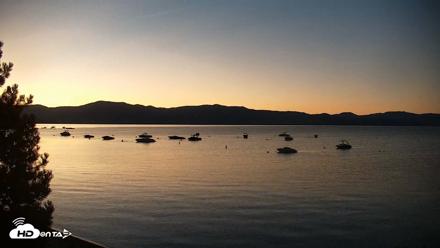 Garwoods Grill and Pier Live Cam - Aug 16, 2026, 5:54am PDT