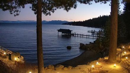 Garwoods Grill and Pier Live Cam - Mar 9, 2026, 7:30pm PDT