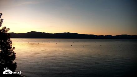 Garwoods Grill and Pier Live Cam - May 15, 2026, 5:24am PDT