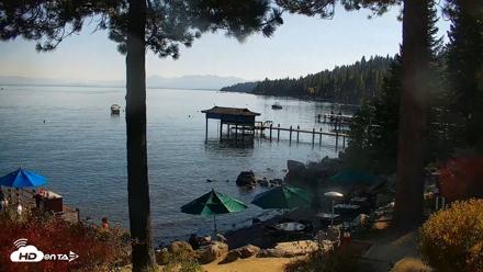 Garwoods Grill and Pier Live Cam - Oct 1, 2026, 3:57pm PDT
