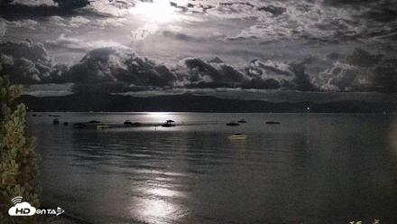 Garwoods Grill and Pier Live Cam - Aug 28, 2026, 9:26pm PDT