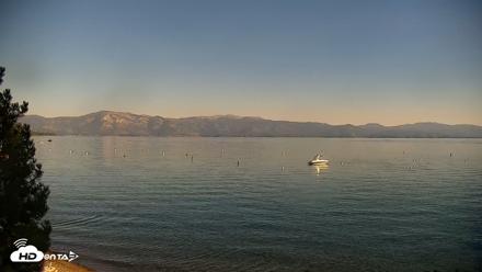 Garwoods Grill and Pier Live Cam - Oct 1, 2026, 3:57pm PDT