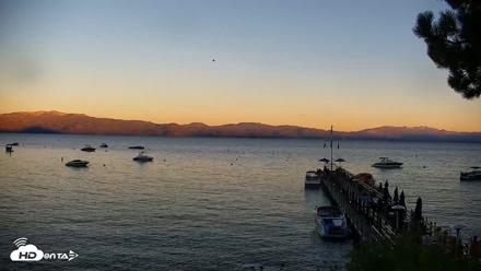 Garwoods Grill and Pier Live Cam - Aug 19, 2026, 7:40pm PDT