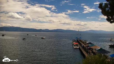 Garwoods Grill and Pier Live Cam - Aug 17, 2026, 1:20pm PDT