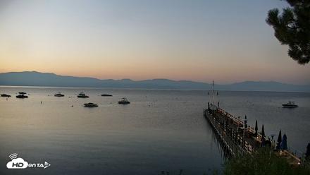 Garwoods Grill and Pier Live Cam - Aug 6, 2026, 5:55am PDT