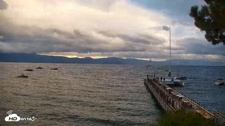 Garwoods Grill and Pier Live Cam - Sep 3, 2026, 6:53pm PDT
