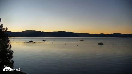 Garwoods Grill and Pier Live Cam - Oct 1, 2026, 6:50am PDT