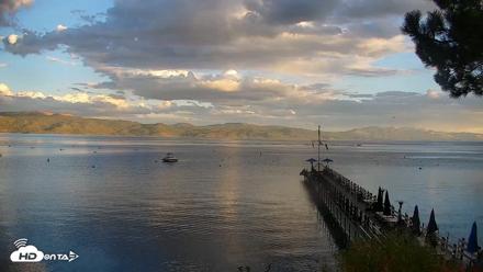 Garwoods Grill and Pier Live Cam - Oct 5, 2026, 6:16pm PDT