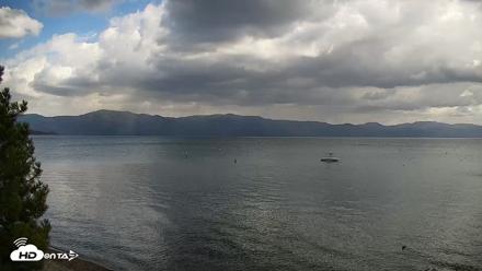 Garwoods Grill and Pier Live Cam - Oct 12, 2026, 2:04pm PDT